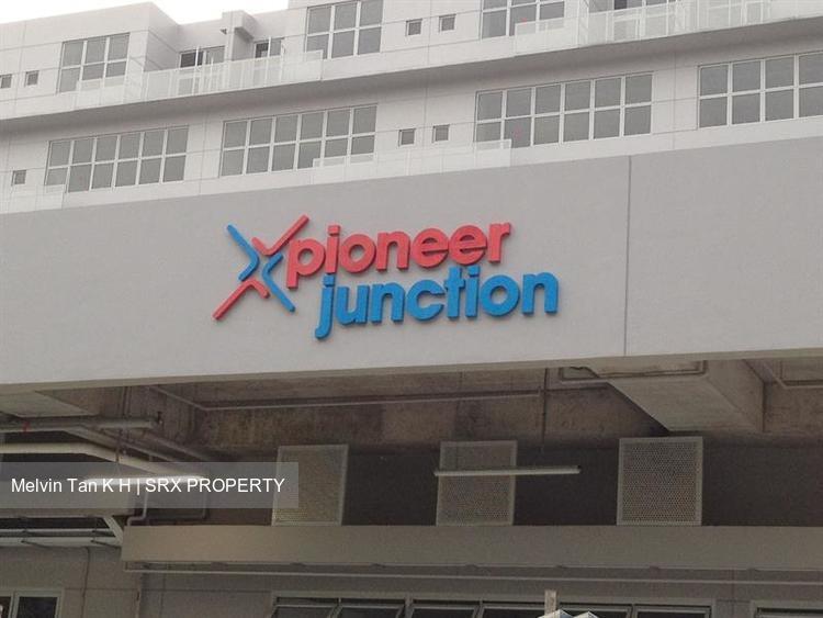 Pioneer Junction (D22), Factory #201715582